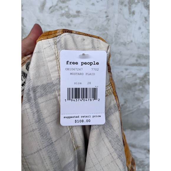 FREE PEOPLE Plaid Float On Flare Corduroy Pants size 28 - Picture 12 of 12
